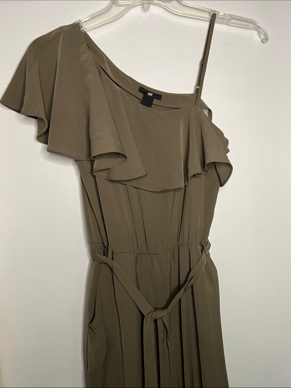 Chic One-Shoulder Olive Green Ruffle Jumpsuit Dress with Waist Tie